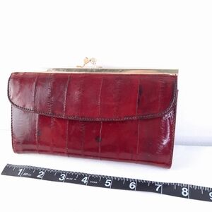 โค๏ธ Vintage Mundi burgundy genuine Eel Skin classic clutch Wallet